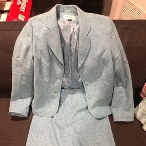 Vintage Albert Nipon skirt/jacket suit.